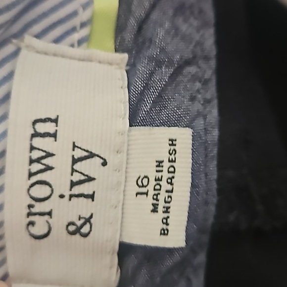 Crown & Ivy Shorts size 16 - Picture 4 of 13